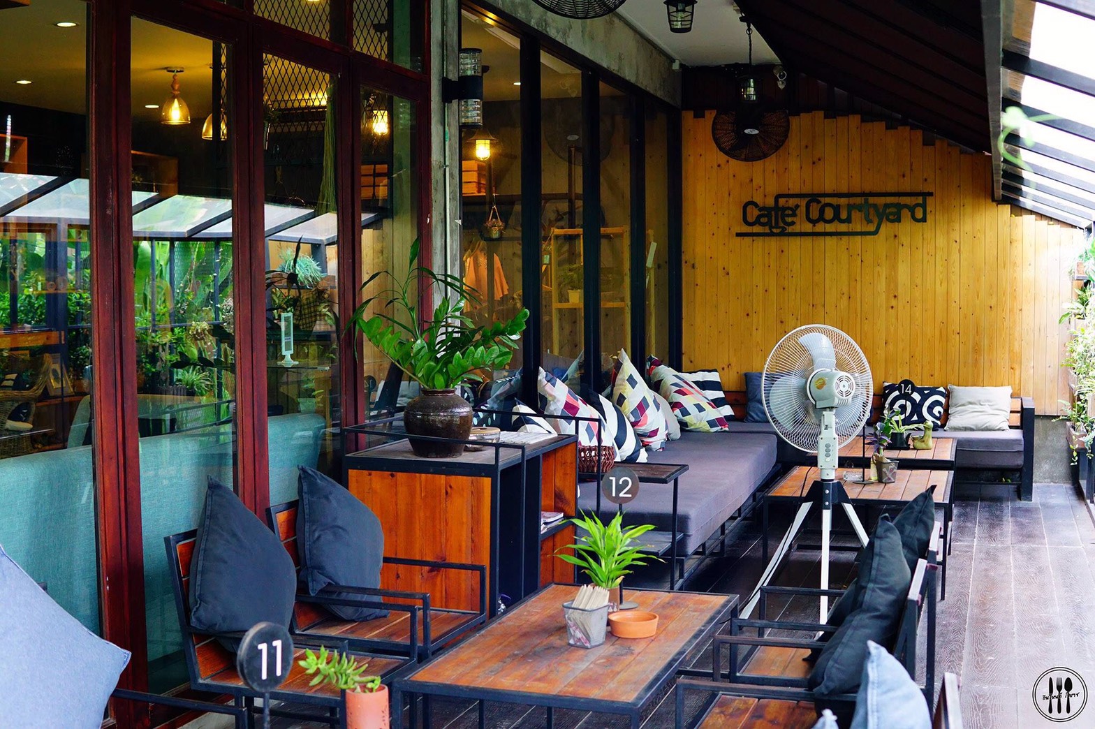 ร้านกาแฟในเมืองโคราช ร้าน Cafe Courtyard